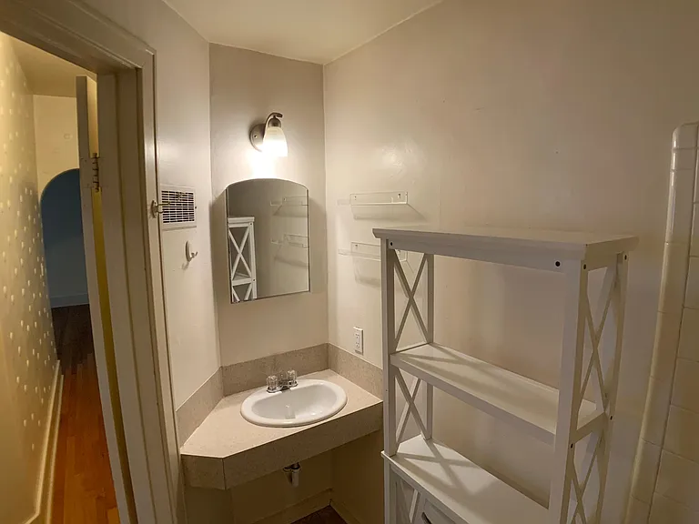 16 Union Ave NE #1 — Photo 11