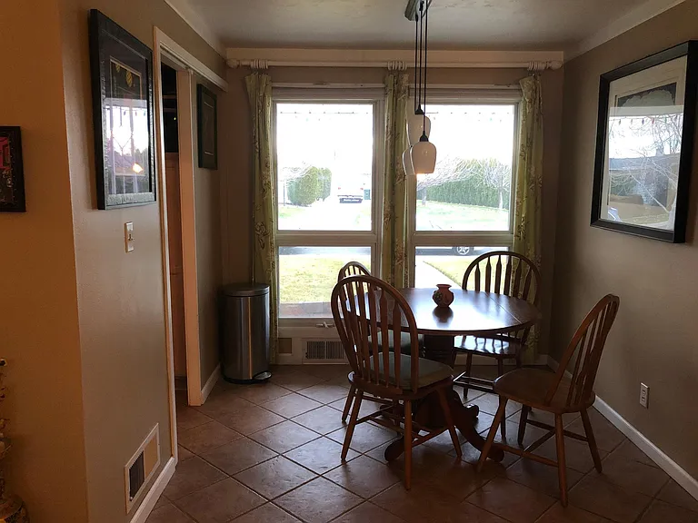 2105 Kuhn St — Photo 3