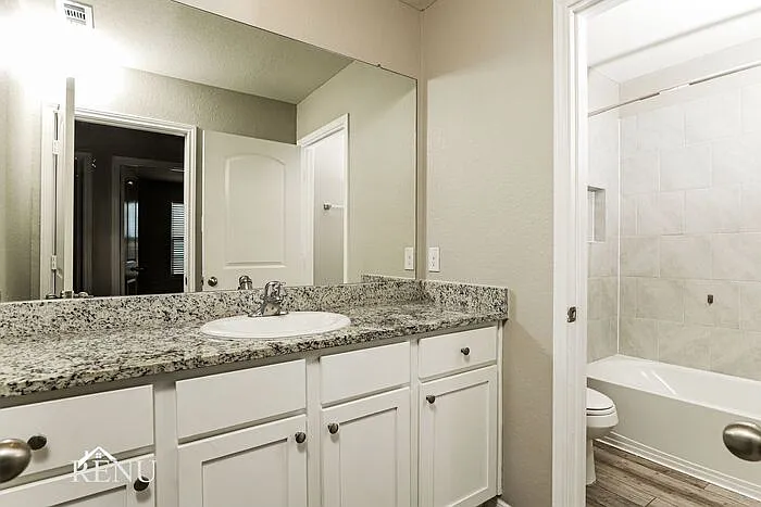 2815 Praline Ferry — Photo 15
