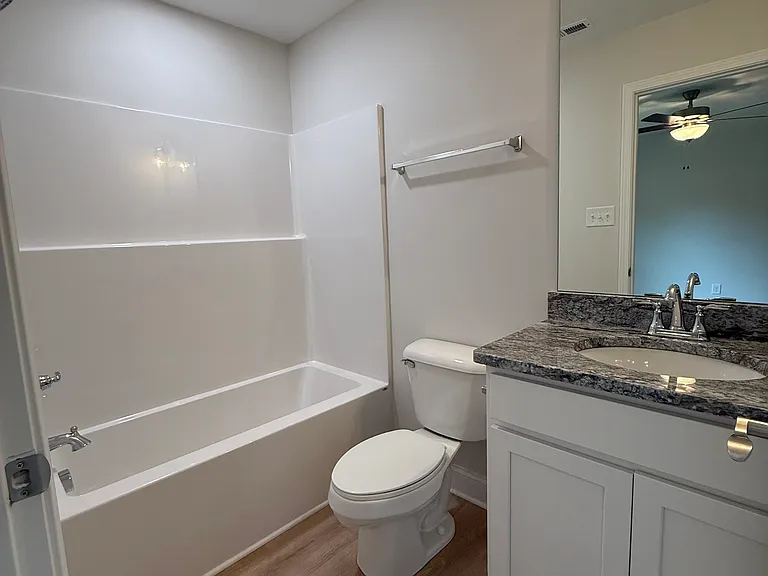 109 S Hickory Ln — Photo 17