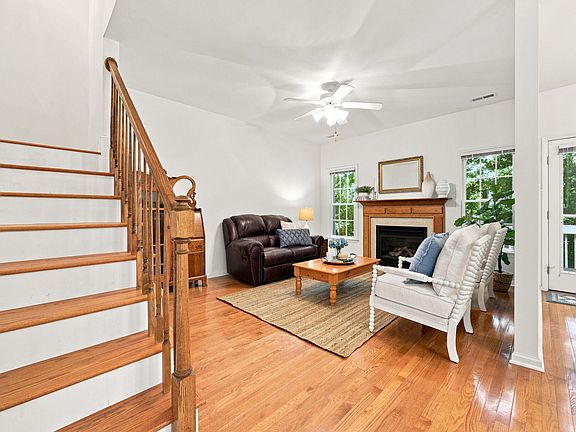 5th image of 8211 Hempshire Pl APT 104