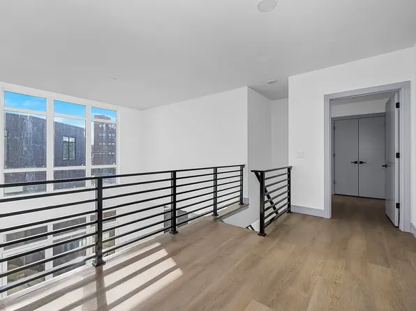 1435 10th Street image 34 of 59