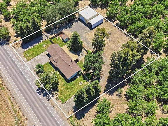 3rd image of 3632 Franklin Rd