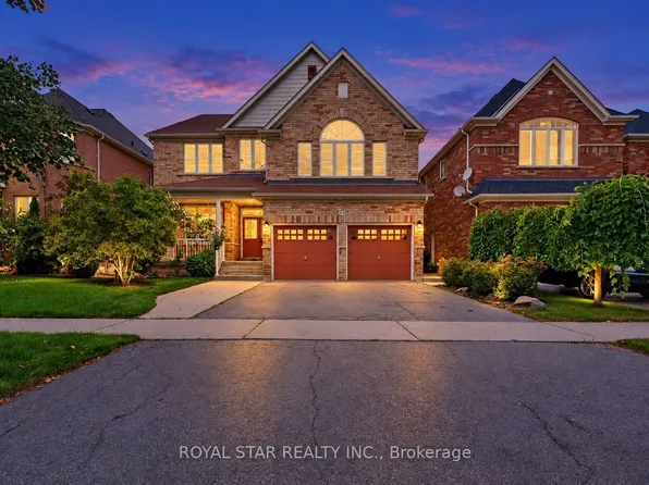 3149 Gladish Grv, Mississauga, ON L5M 0C3
