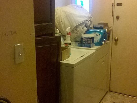 3rd image of 7832 Deerglen Way