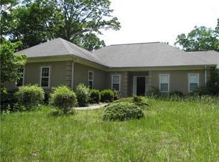 5327 Holly Springs Dr, Douglasville, GA 30135