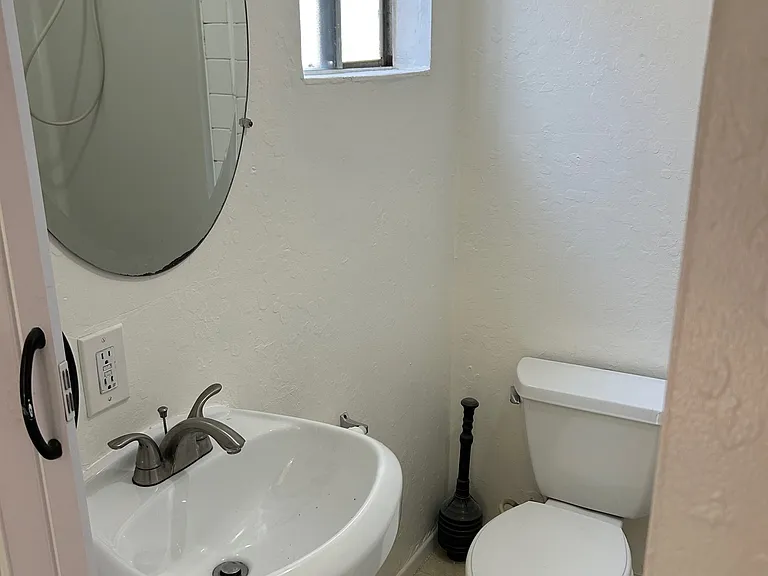 1641 86th Ave #86-H — Photo 1
