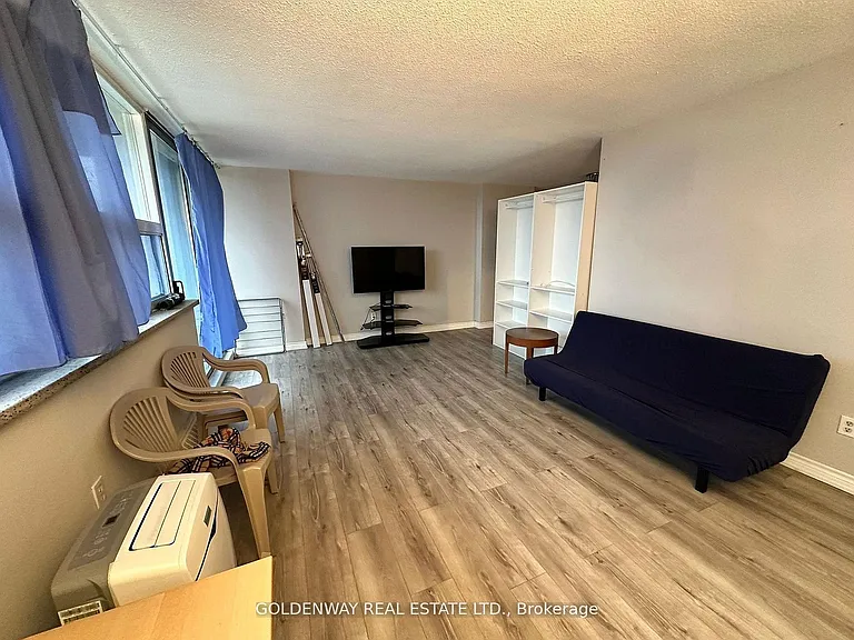5949 Yonge St #808 — Photo 9