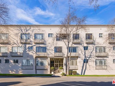 9601 Charleville Blvd APT 12, Beverly Hills, CA, 90212