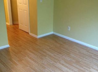 836 Waterford Dr, Edison, NJ 08817