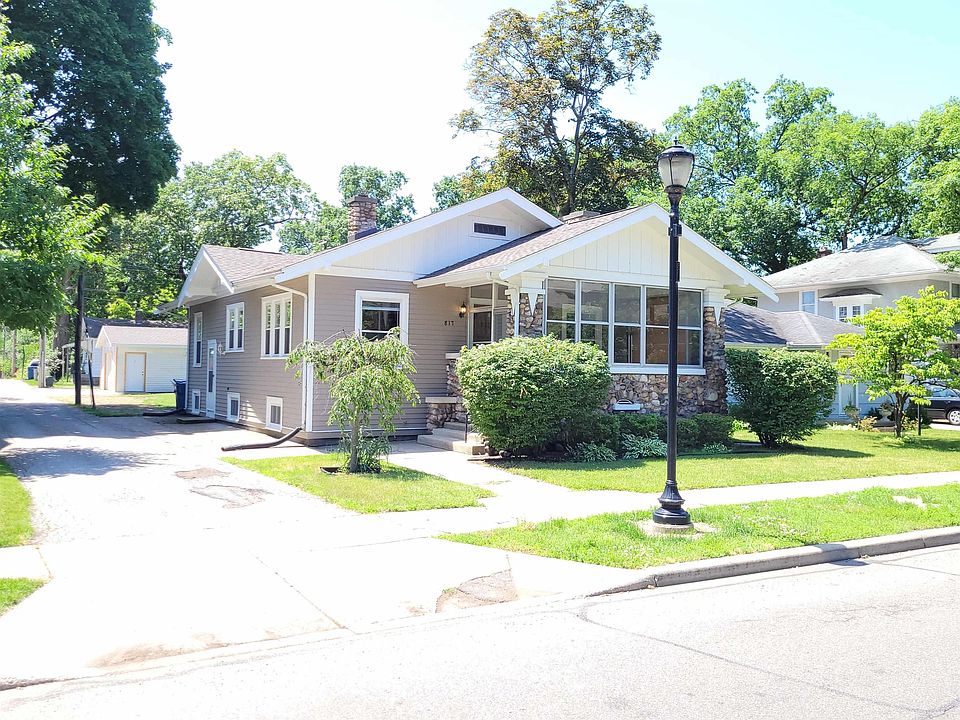 1st image of 817 W Mishawaka Ave