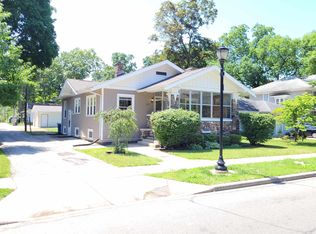 817 W Mishawaka Ave, Mishawaka, IN 46545