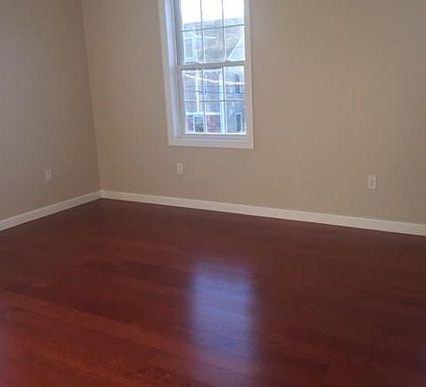 2nd image of 14 Reservoir Ave