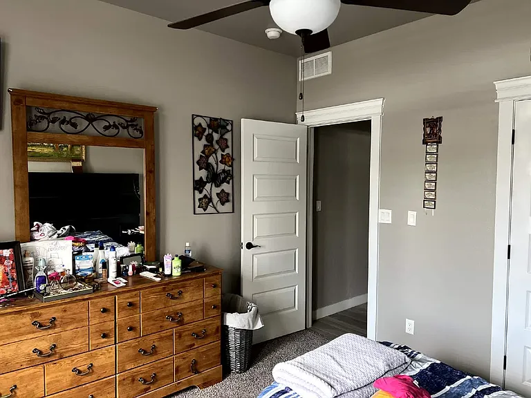 14231 Richard Wiles Ave — Photo 12