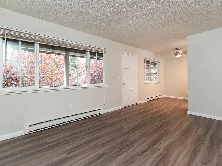 1 Bed 1 Bath - 501 Sq Ft 1 Bed 1 Bath - 501 Sq Ft