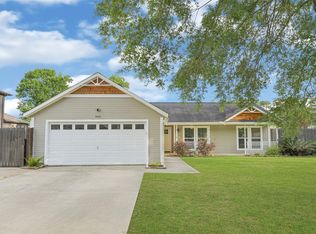 9611 Pinehurst St, Baytown, TX 77521