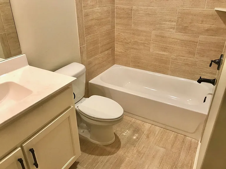 5413 Riverstone Dr — Photo 12
