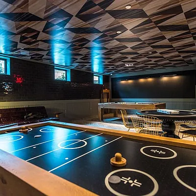 Rented by Nooklyn NYC LLC | media 83