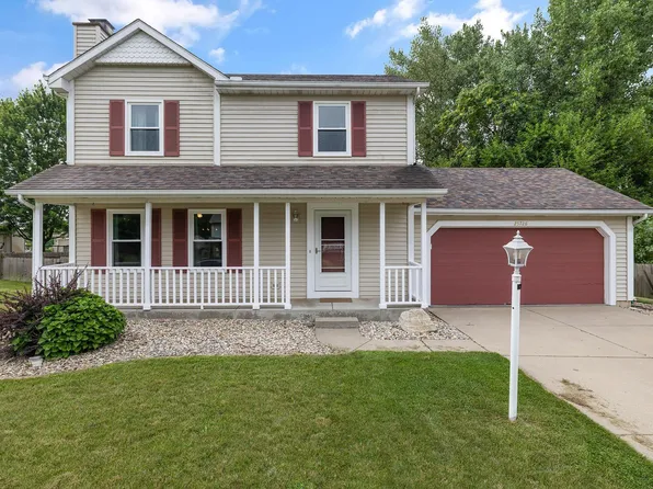 25726 Hunt Trl, South Bend, IN 46628