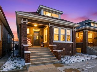 6047 S Richmond St, Chicago, IL 60629