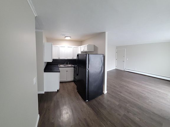 3rd image of 2749 Queen City Ave APT 3