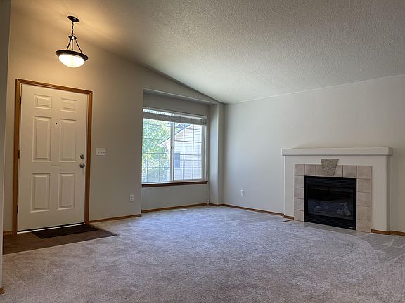 4th image of 14825 SE Arista Dr