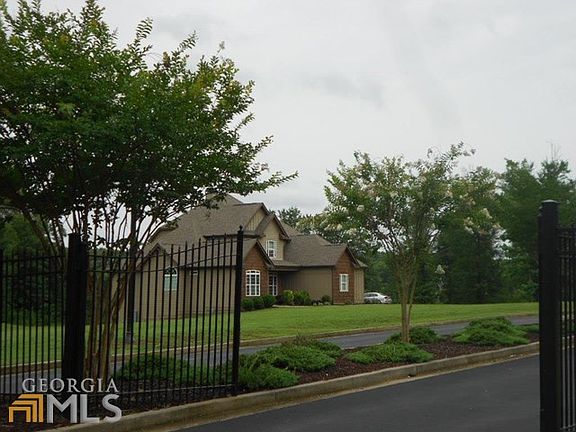 3rd image of 11 Stratford Way