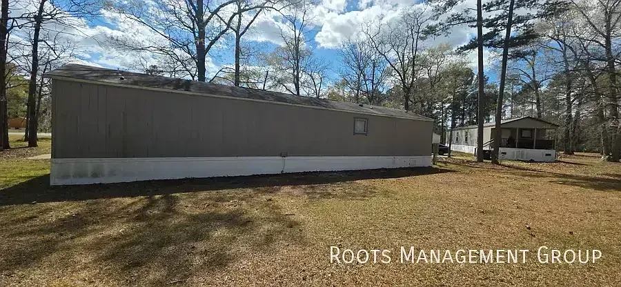 Building Photo - 5507 Rivercreek Dr #111