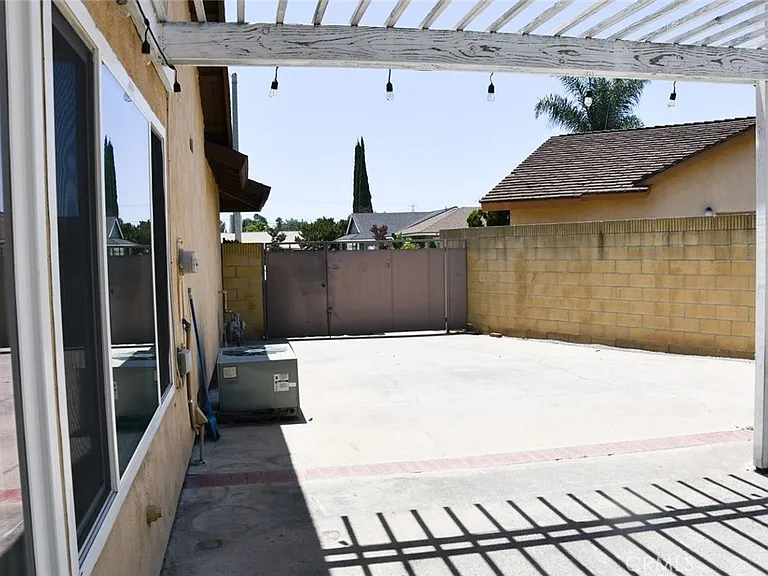2169 N Mori Ln — Photo 29