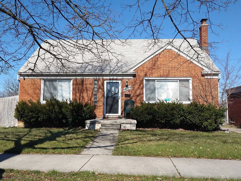 1st image of 19171 Alstead St