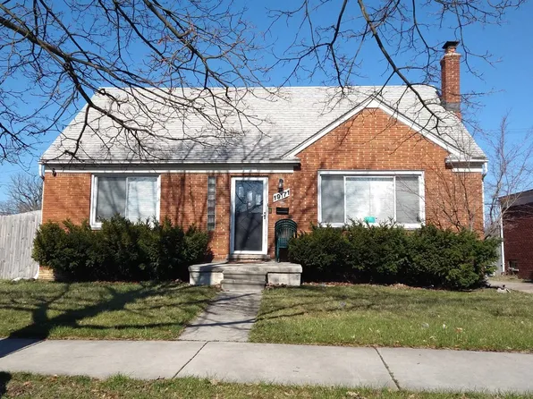 19171 Alstead St, Grosse Pointe, MI 48236