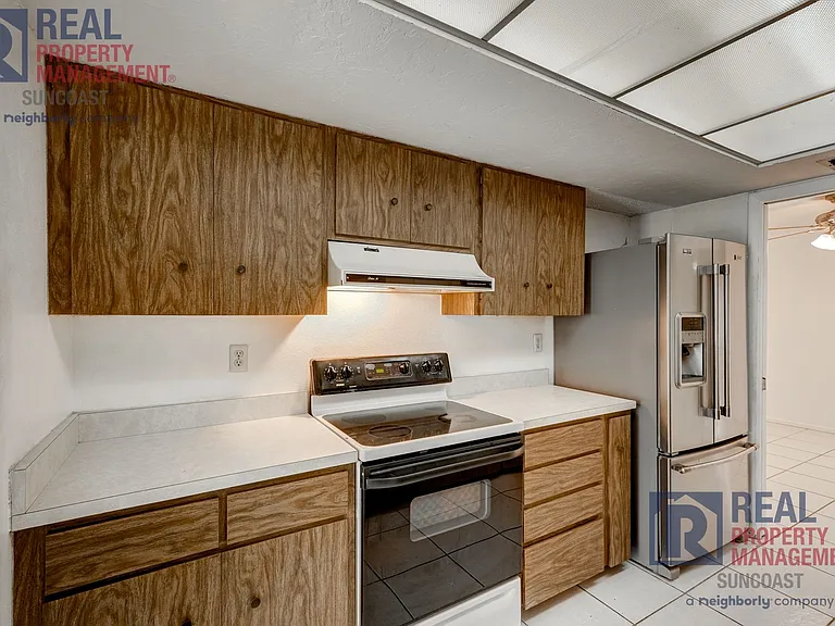 1370 Palmwood Dr — Photo 16