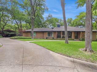 3934 Belvoir Cir, Dallas, TX 75233