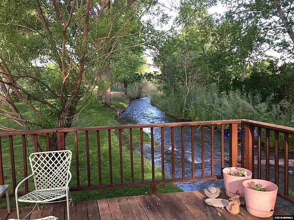 3rd image of 1030 Riverview Dr