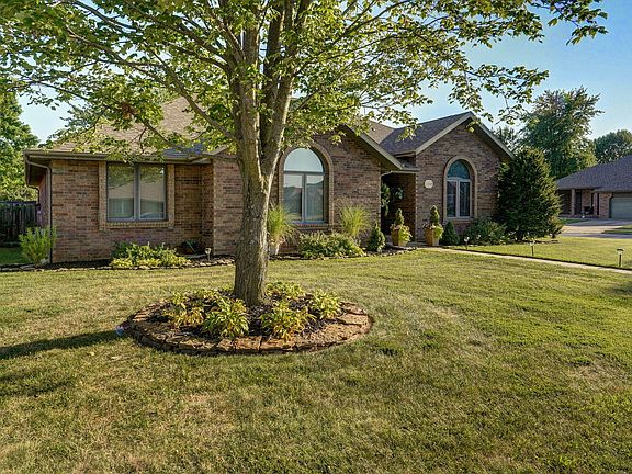 2nd image of 3740 W Birchwood Court