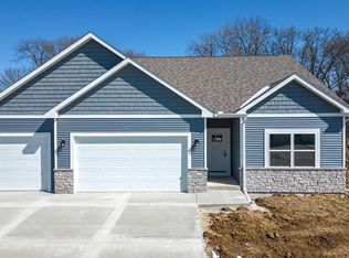 3930 Tanglewood Pl, Janesville, WI 53546