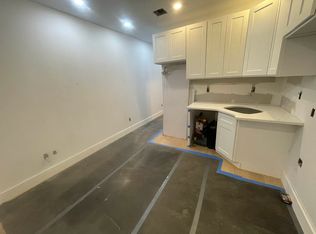 356 W 45th St APT 2C, New York, NY 10036