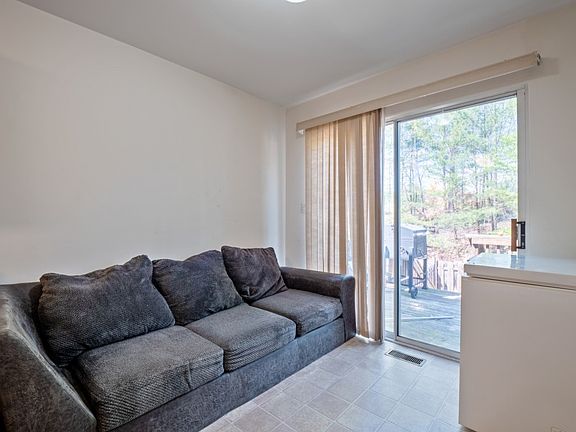 5th image of 808 Pinnacle Dr