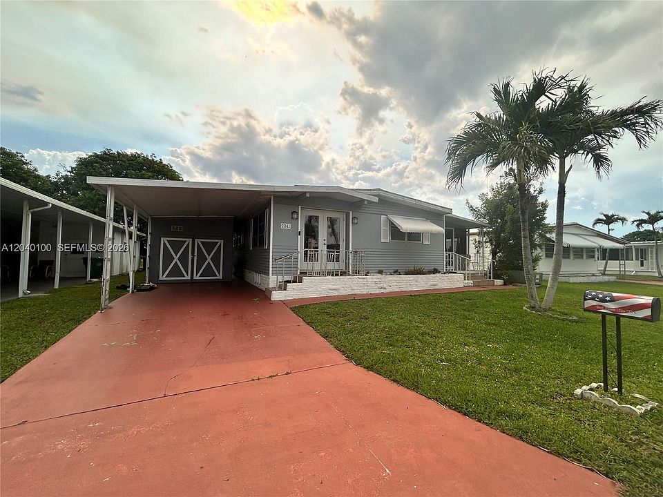 1st image of 2341 SW 84th Ave