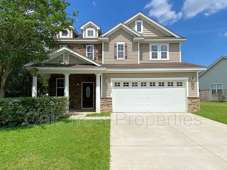 7018 Bellflower Ln — Photo 1