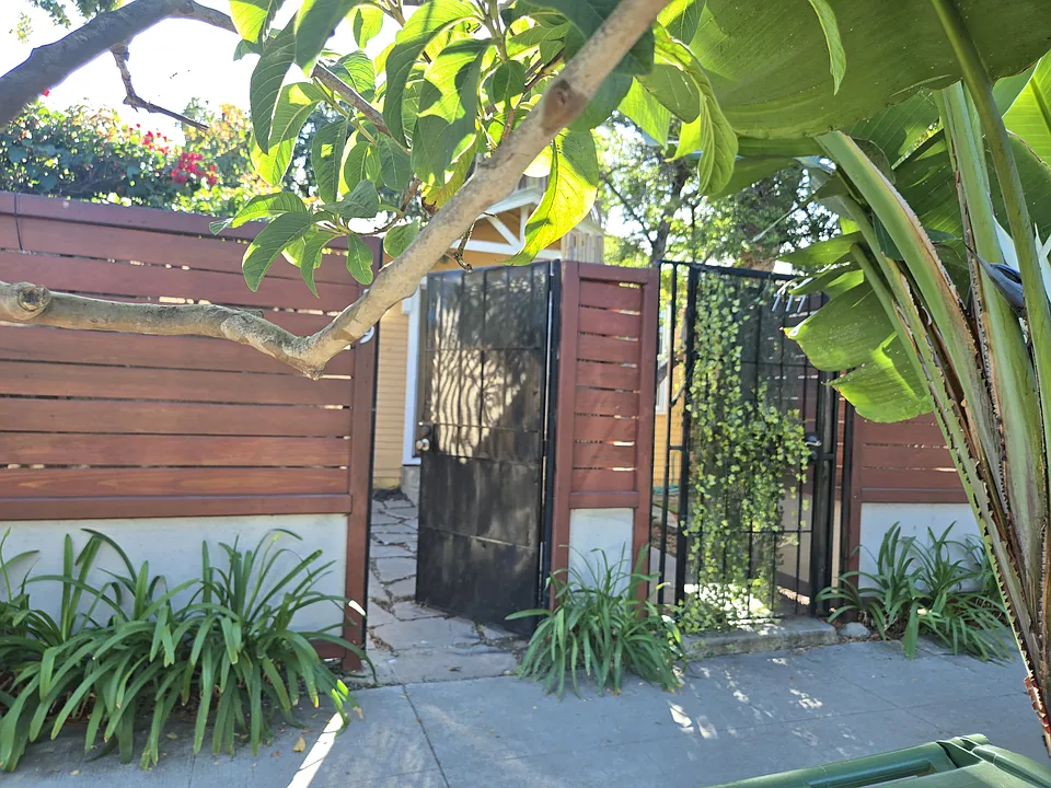 719 5th Ave