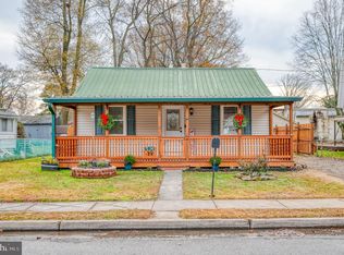 939 Renfrew St, Baltimore, MD 21221