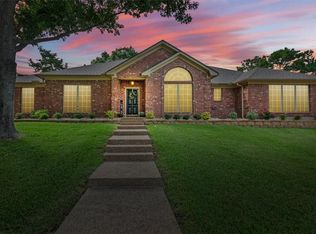 10006 Stony Point Dr, Woodway, TX 76712