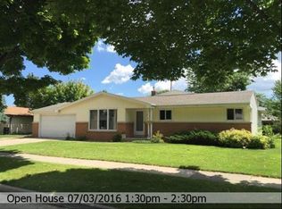 239 S Roger St, Kimberly, WI 54136