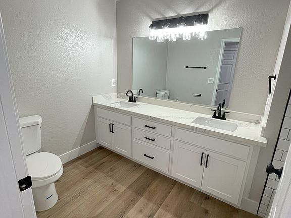 5th image of 27149 Georgia Ave #204