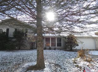 1716 W Northedge Ct, Dunlap, IL 61525