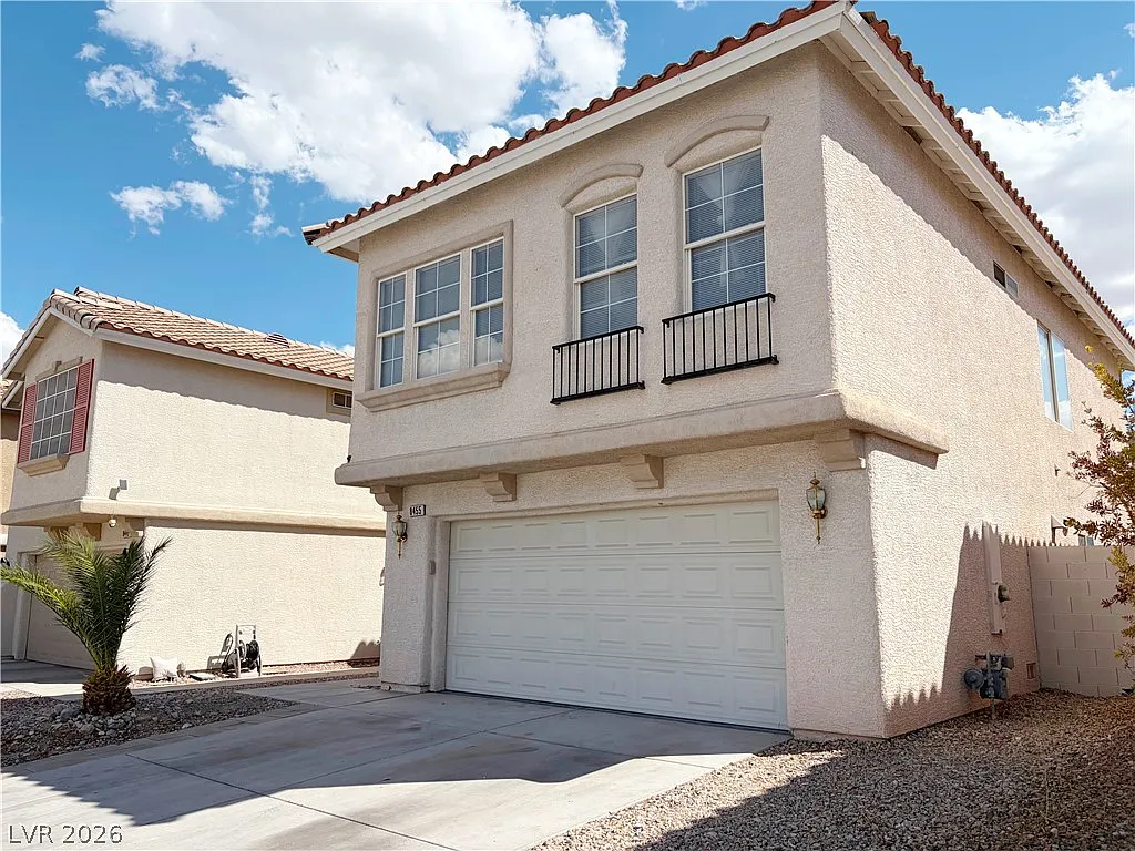 4 bed, 2.5 bath, 1631 sqft, $1,995 — Photo 3