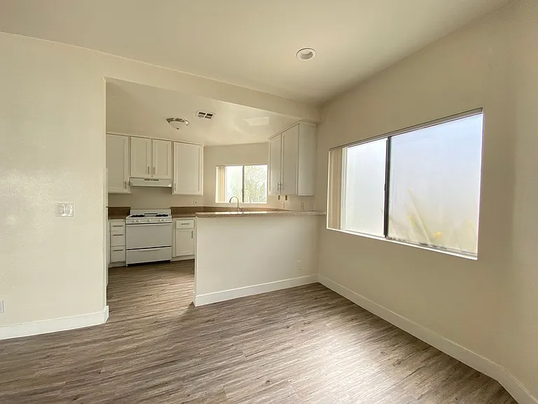 2500 Abbot Kinney Blvd — Photo 6