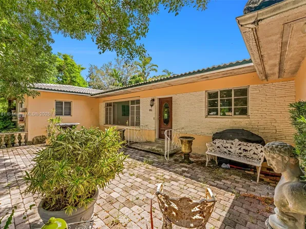 990 NE 94th St, Miami Shores, FL 33138