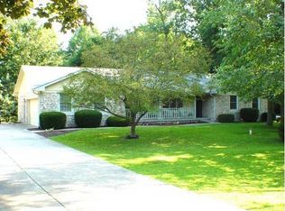 6810 W Sweet Creek Dr, New Palestine, IN 46163